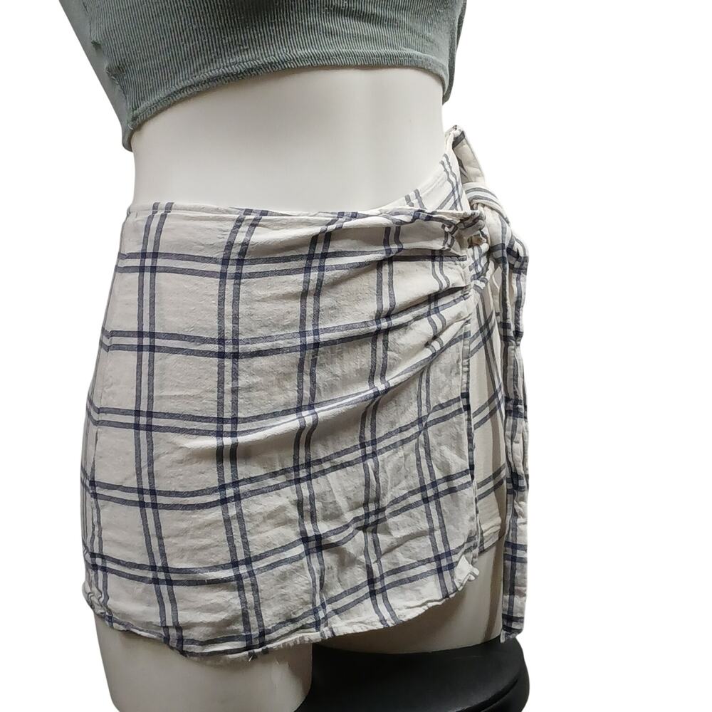Abercrombie & Fitch Plaid Side Tie Wrap Shorts Skort Cream Blue XS